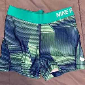 small nike pro spandex